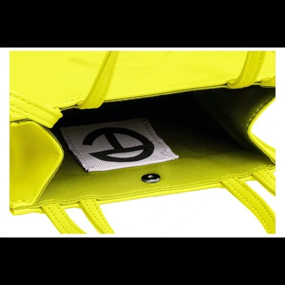 Authentic highlighter yellow bag - Picture 2 of 3